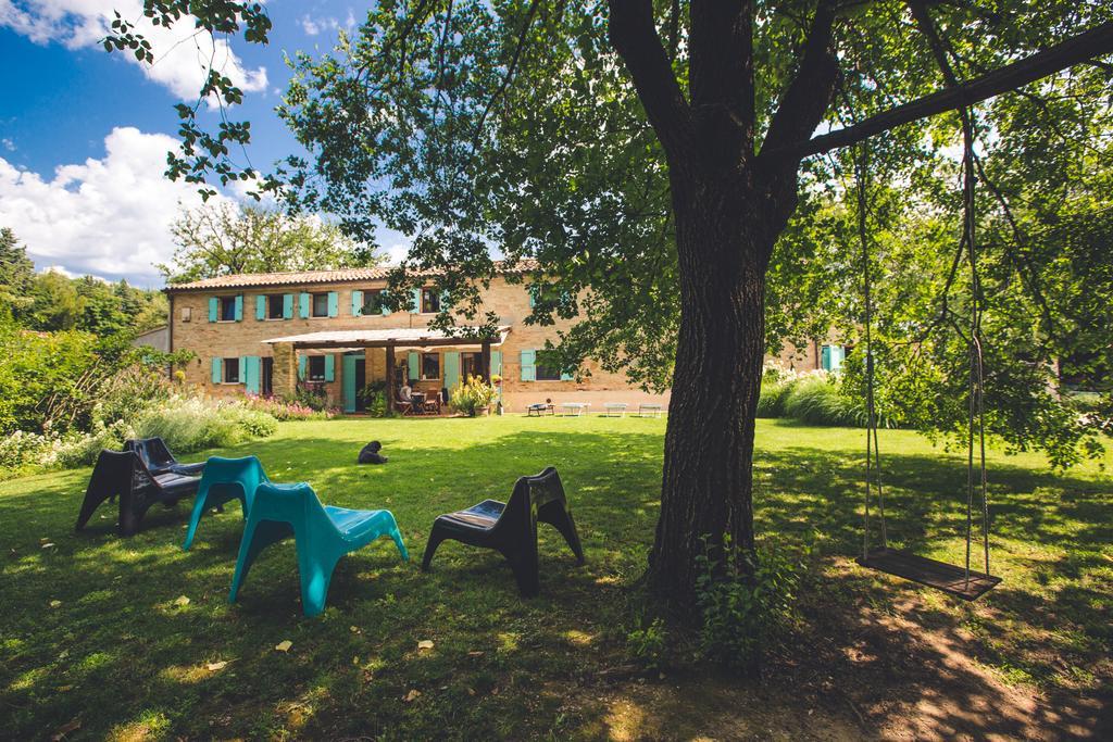 B&B I Fiori Della Cava Πέζαρο Εξωτερικό φωτογραφία